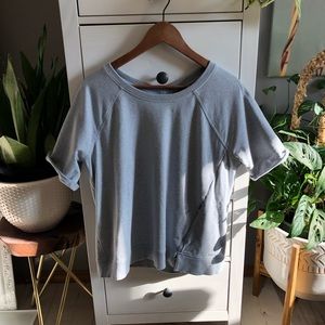 Lululemon short sleeved sweatshirt size 10